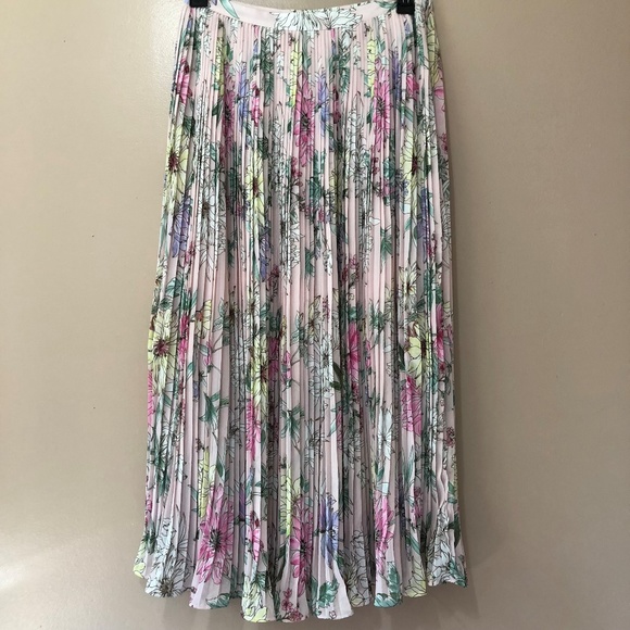 h&m pleated maxi skirt